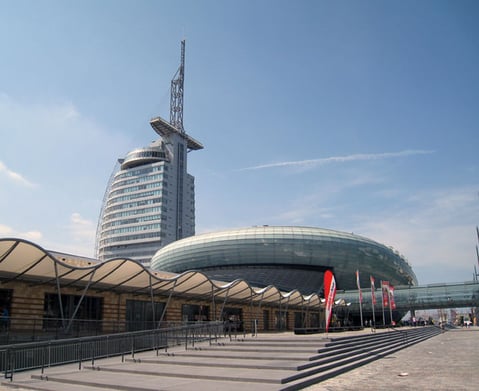 640px-Bremerhaven_-_Havenwelten_-_2010