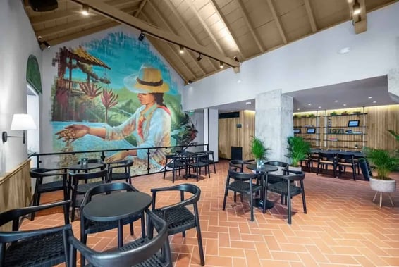 7.-Starbucks-Casa-Badillo-Colombia-2