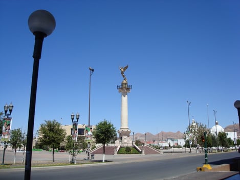 ANGEL DE LA LIBERTAD2