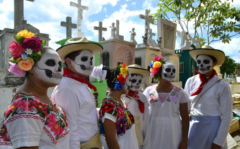 laminasyaceros cementerio