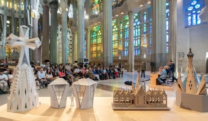 LAMINAS Y ACEROS MAQUETAS DE LA BASILICA SAGRADA FAMILIA