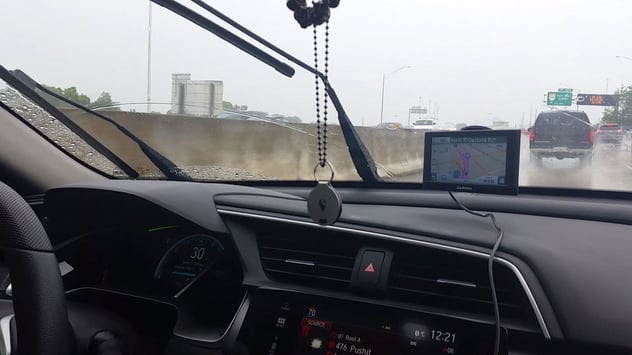 trackr_en_auto.jpg