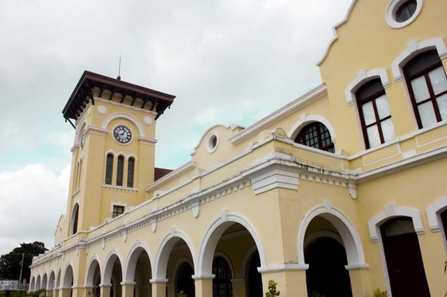 Laminas y Aceros Ex Estacion.jpg