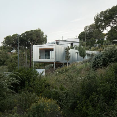 Casa_144_Maresme_by_Jaime_Prous_Architects-01