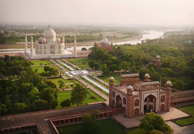 Laminas y aceros jardines taj mahal panoramica.jpg