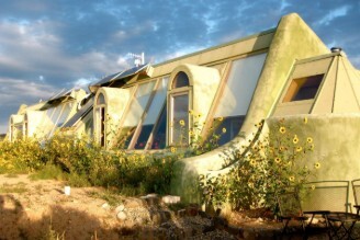LAMINAS Y ACEROS RESIDENCIA EARTHSHIP