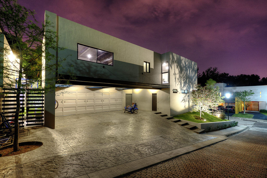 Forest-House-Construction-with-Containers-in-Guadalajara-Mexico-5-1024x683
