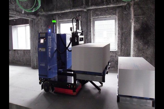 Laminas y aceros.robots que sustituyen mano de obra 1