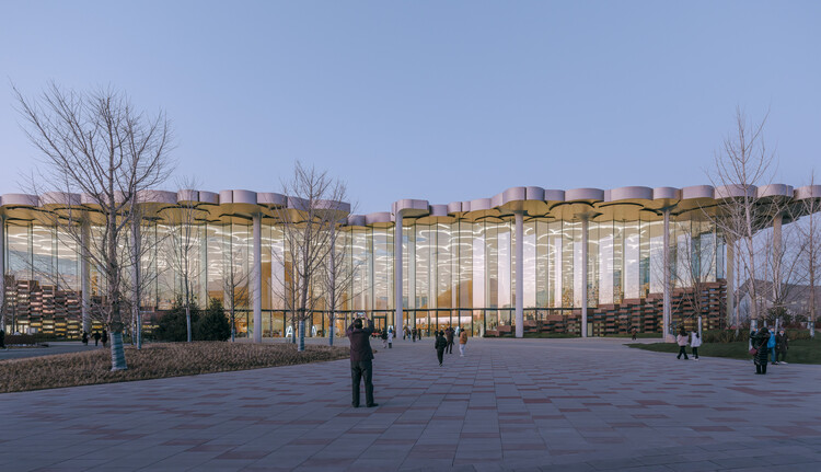 snohetta-opens-the-beijing-city-library-containing-the-worlds-largest-climatized-reading-space_3