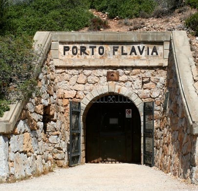 LAMINAS Y ACEROS ENTRADA A TUNEL PORTO FLAVIA