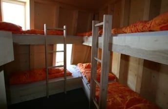 LAMINAS Y ACEROS CAMAS REFUGIO MONTE ROSA