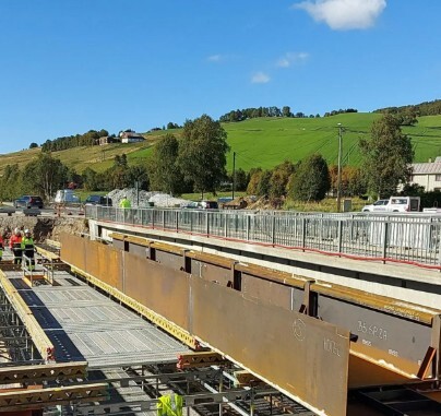 LAMINAS Y ACEROS ACERO ROBOTICA