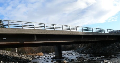 LAMINAS Y ACEROS YA BRIDGE NORUEGA