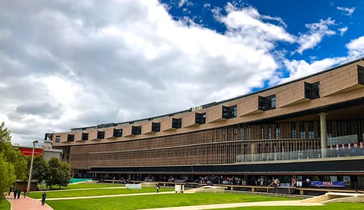 Caso de éxito Kingspan - Ad Portas - Universidad de La Sabana