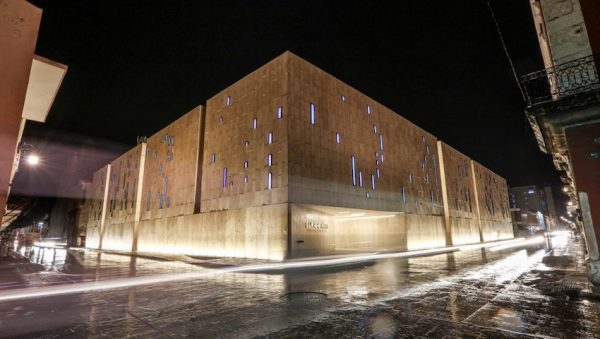 Laminas y aceros. palacio de la música