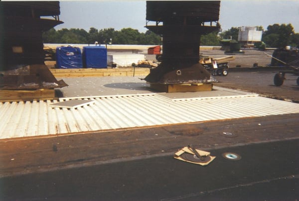 lamina-resistente-de-alta-especificacion-tred-safe-deck-en-techos-1