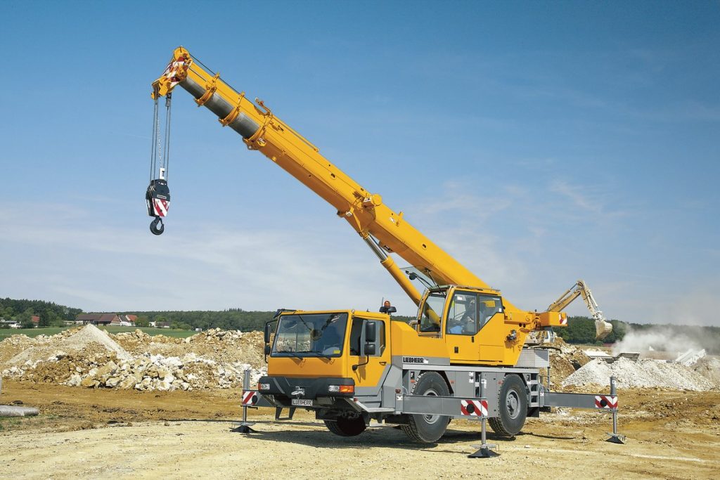 liebherr-ltm-1030-2-1-working-position-ehingen-front-left-landscape-1024x683