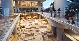 Una ciudad oculta bajo el Museo de la Acrópolis de Atenas