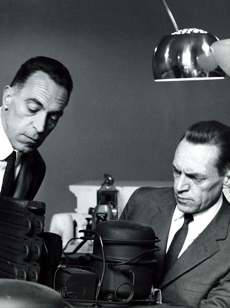 vertical_arco_castiglioni