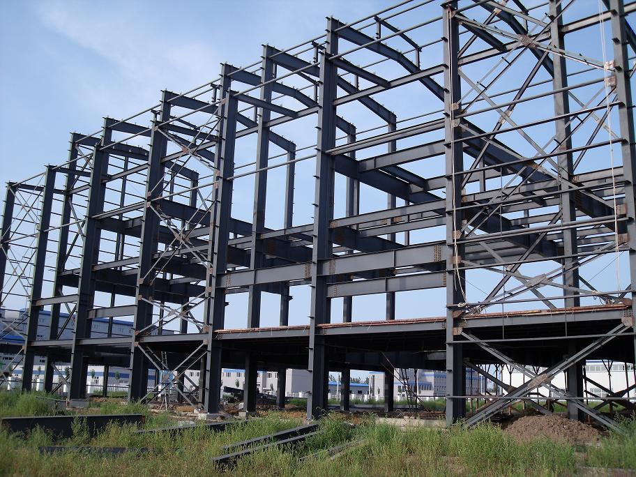 Laminas y aceros continuidad de edificios de acero.jpg