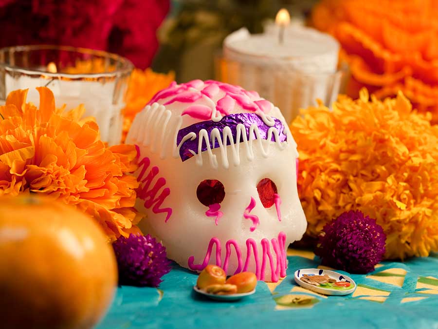 Cómo festejamos en México el día de muertos?